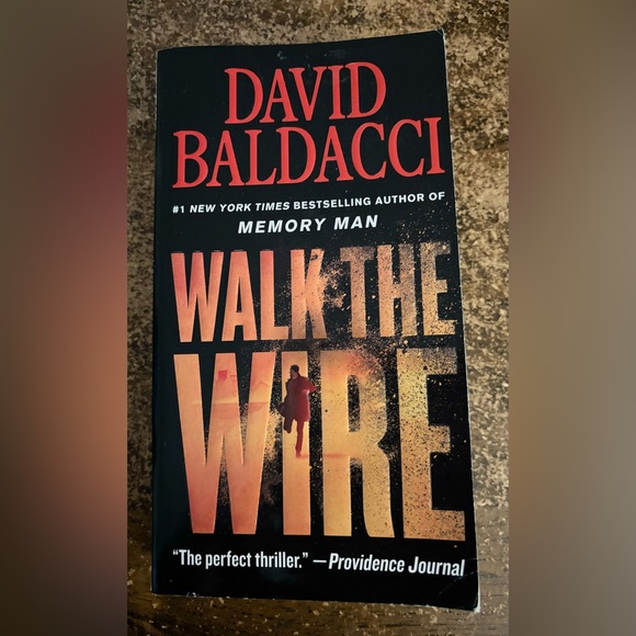 (3 for $20)David Baldacci Walk The Wire Excellent Used Condition - Picture 1 of 6